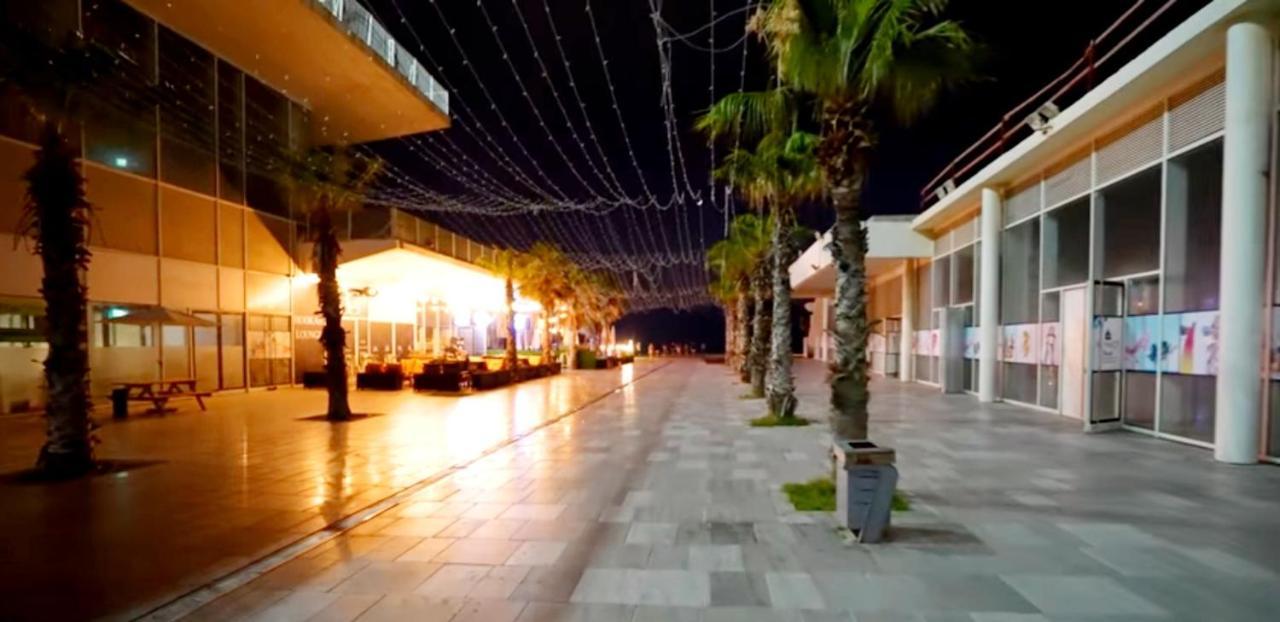 Beachfront Studio Apartment Bat Yam 412 Esterno foto