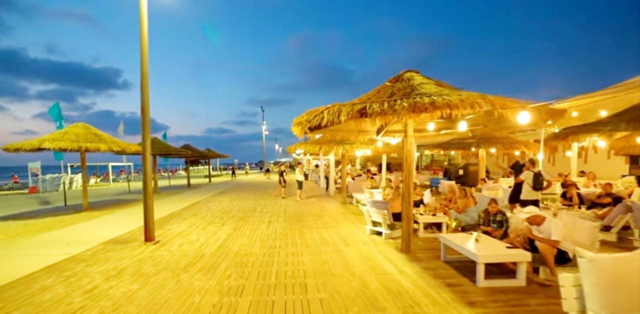 Beachfront Studio Apartment Bat Yam 412 Esterno foto