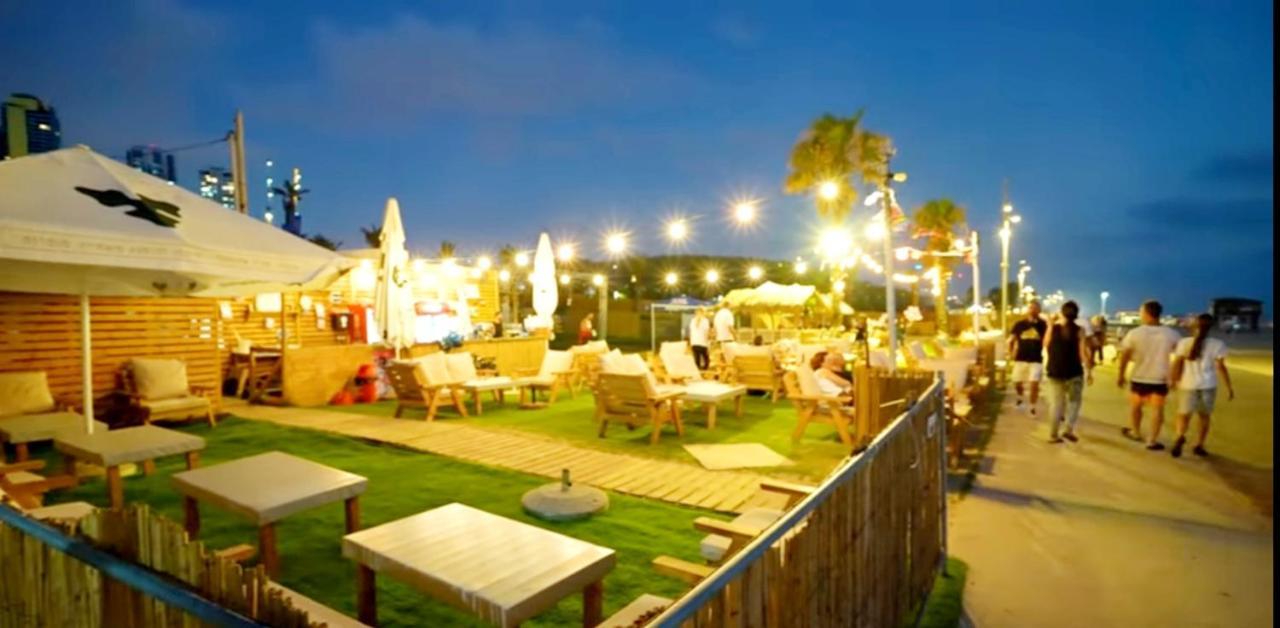 Beachfront Studio Apartment Bat Yam 412 Esterno foto