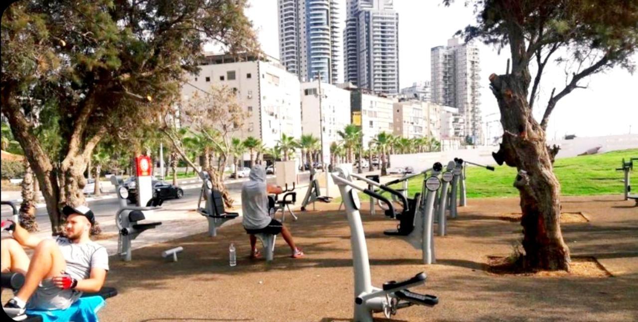 Beachfront Studio Apartment Bat Yam 412 Esterno foto