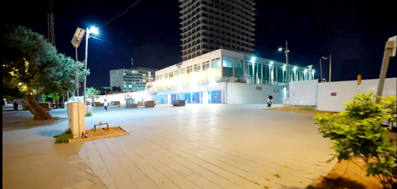 Beachfront Studio Apartment Bat Yam 412 Esterno foto
