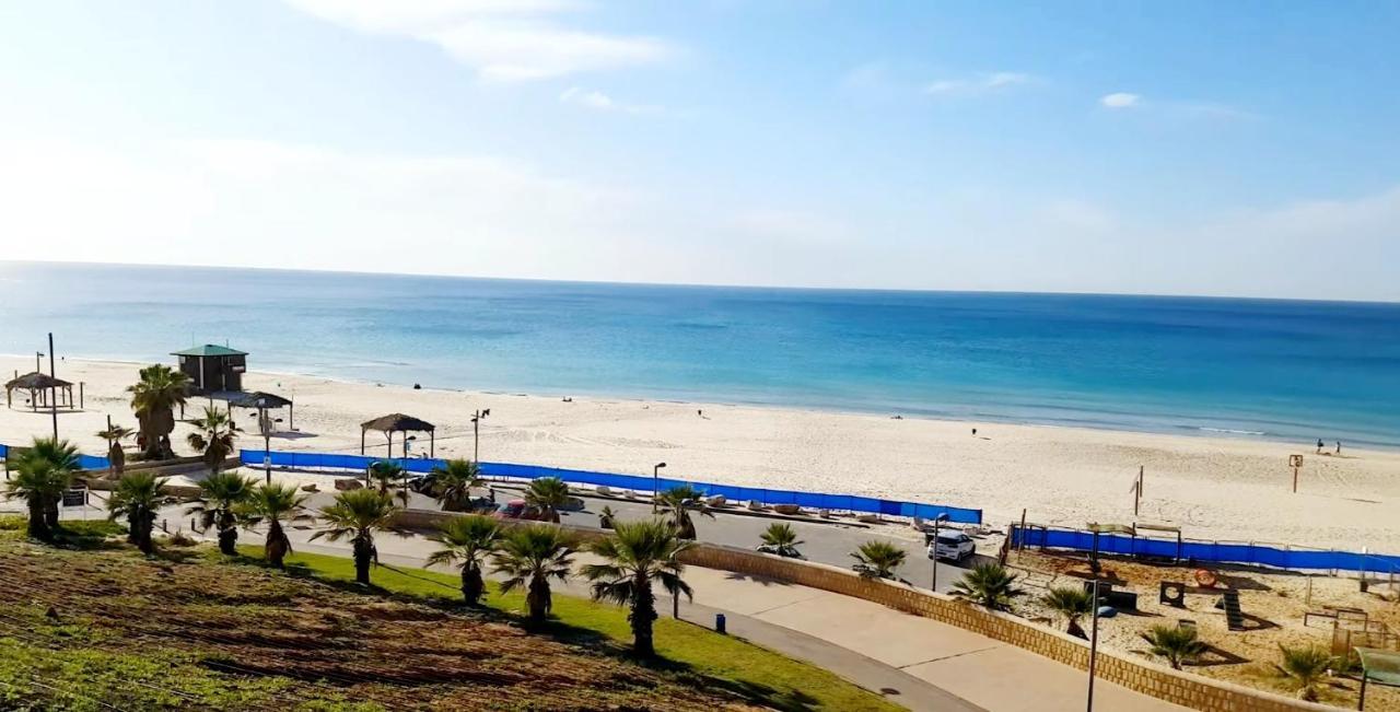 Beachfront Studio Apartment Bat Yam 412 Esterno foto