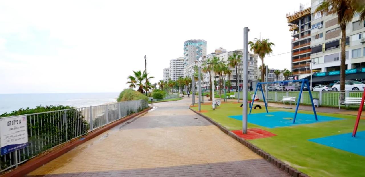 Beachfront Studio Apartment Bat Yam 412 Esterno foto