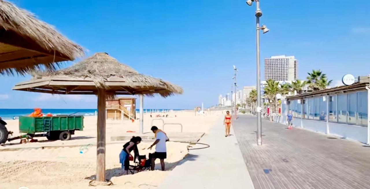 Beachfront Studio Apartment Bat Yam 412 Esterno foto