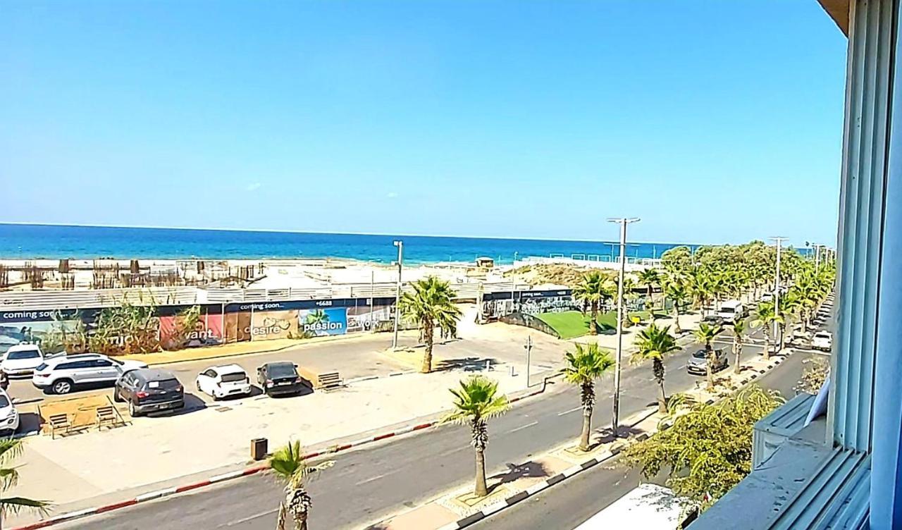 Beachfront Studio Apartment Bat Yam 412 Esterno foto